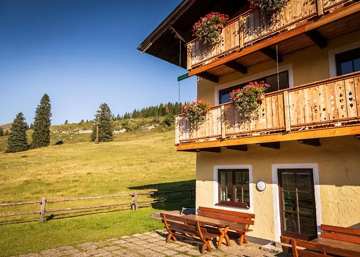 Almhaus Alpenrose