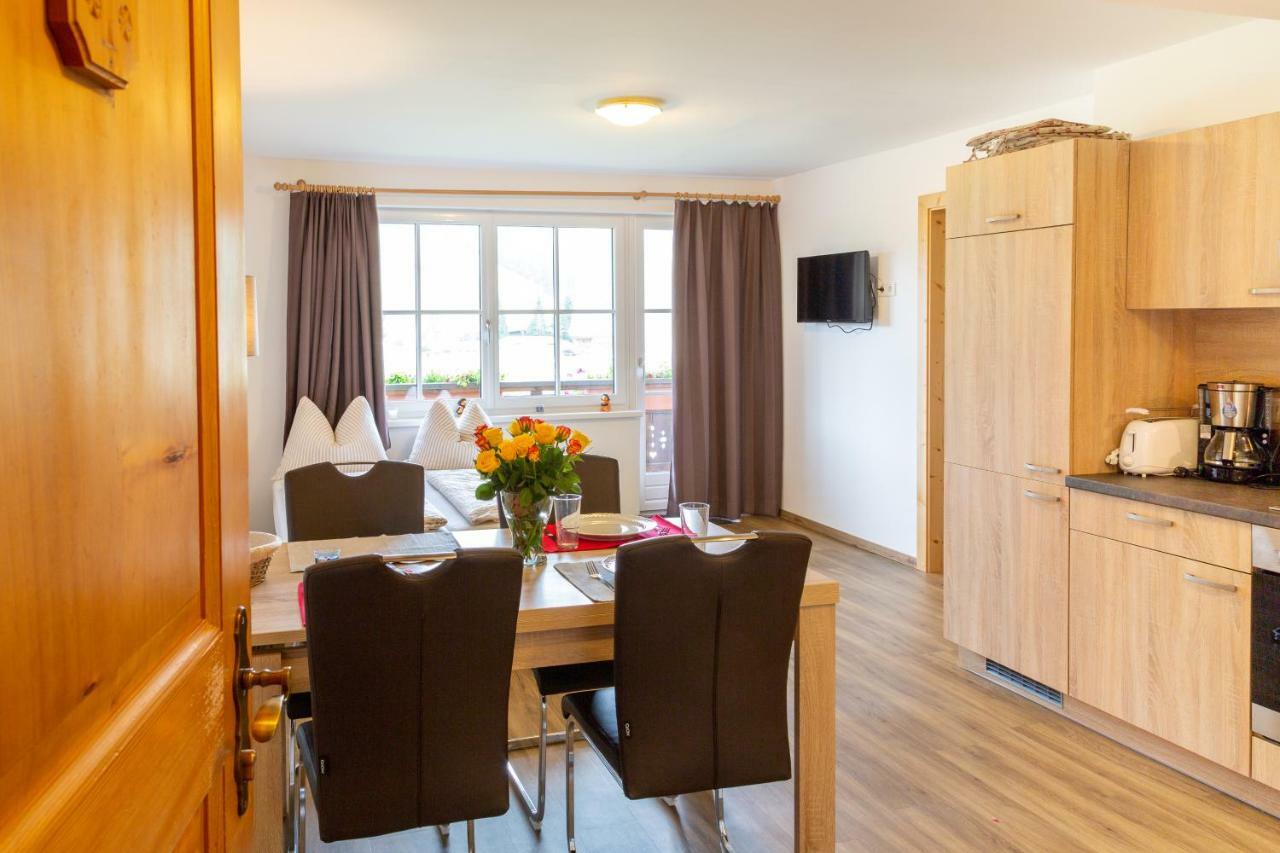 Lodge Almhaus Alpenrose *